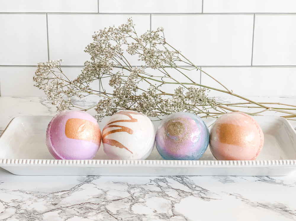 Suntans + Coconuts Bath Bomb