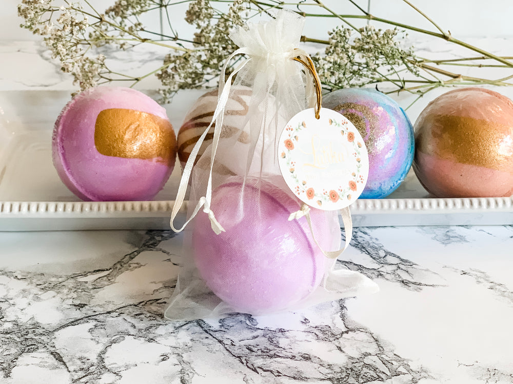 Suntans + Coconuts Bath Bomb